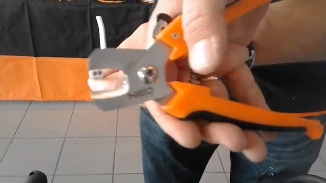 Jakie szczypce do cięcia kabli wybrać? Pokazujemy obcinak przewodów Neo 01-510