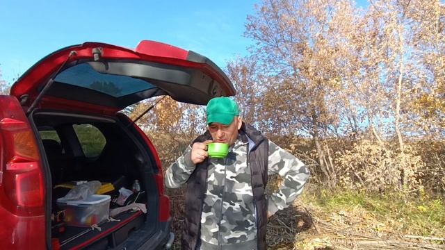 Закрыли сезон рыбалки. Озеро "Карасье" рыбхоз. Новосибирская область.