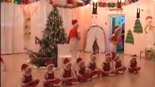 Новогодний танец _114212.avi