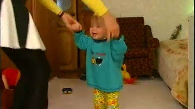 Семья от А до Я: Ребенку 12 месяцев
