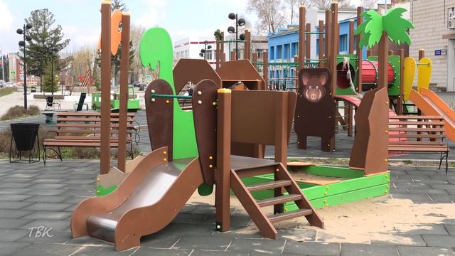 Губернатор Томской области поручил главам муниципалитетов проверить состояние детских площадок