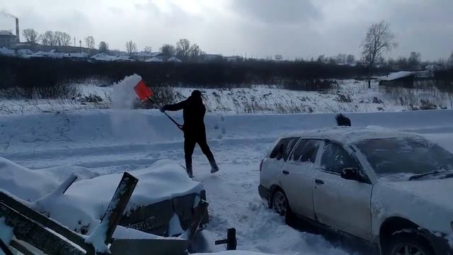 ВАСЯ ОЧЕНЬ СКУЧАЛ\ОТВЕЧАЕМ НА ВОПРОСЫ\СЛОМАЛАСЬ ДВЕРЬ\ПОКУПКИ\
