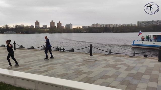 С Майскими Праздниками! Фигуристы на роликовых коньках.