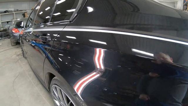 BMW 320. Удаление вмятины заднего крыла.