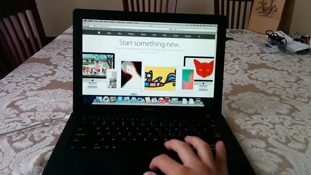 2006 Black Macbook Overview