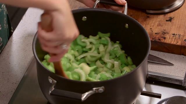 Creamed Celery Soup | Everyday Gourmet S6 E12