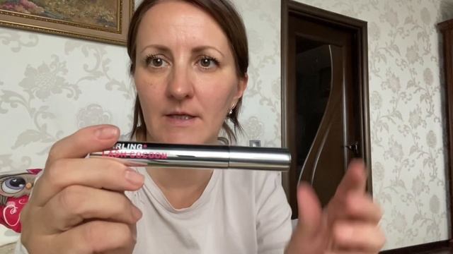 Купила две туши и классную расческу