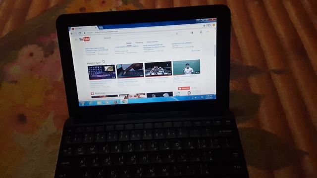 UNBOXING SMALLEST LAPTOP : COMPAQ MINI 110