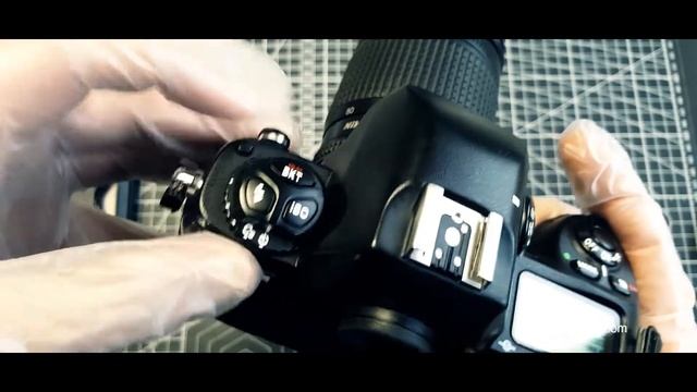 Nikon F100 Professional Kit SN 2168386