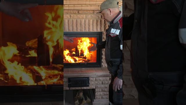 Камин для дома: как работает вентиляция? Совет печника #shorts