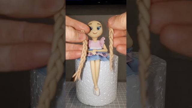 Девочка из мастики