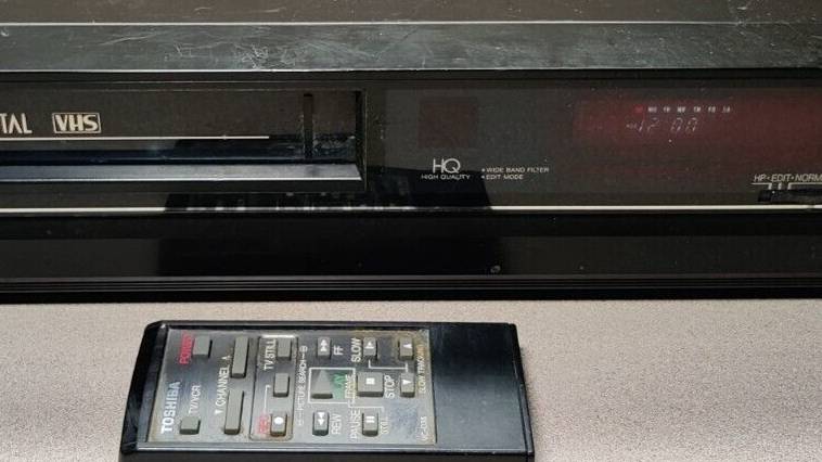 Кассетный видеомагнитофон Toshiba DX-3-Япония-1986-год