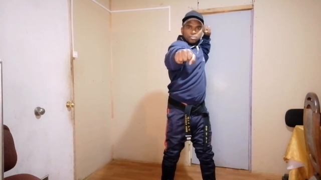 defensa contra un combo de estómago karate shotokan