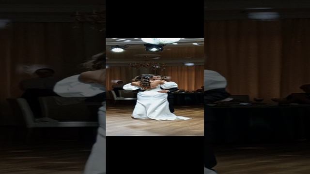 Танец молодых