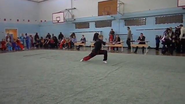 Ивинских Виталий, традиционный  гунь