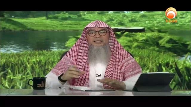 is it permissible to dye hair in young age if it have random white hair  Sheikh Assim Al Hakeem