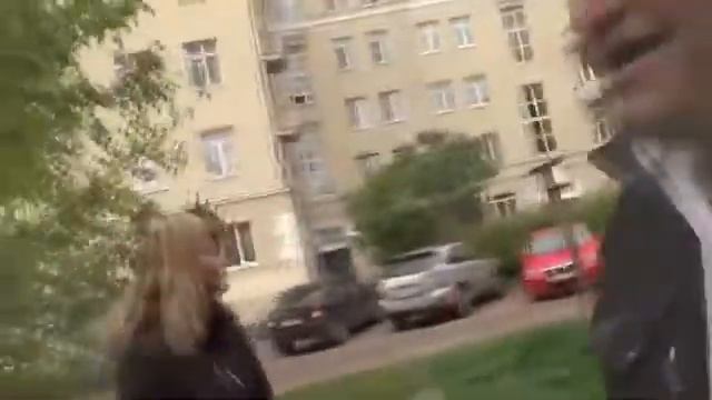 фотографирует на видео пророк санбой