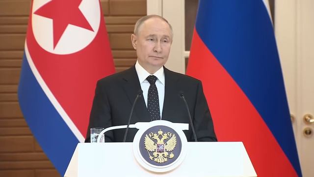 Президент России Владимир Путин и лидер КНДР Ким Чен Ын 19 июня