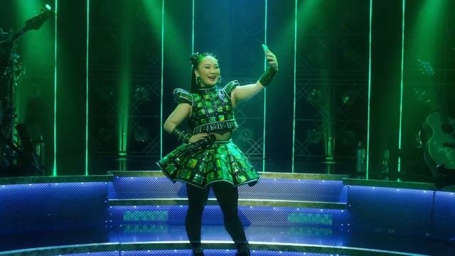 SIX is Broadways Tony Award-Winning Euphoric Celebration!
