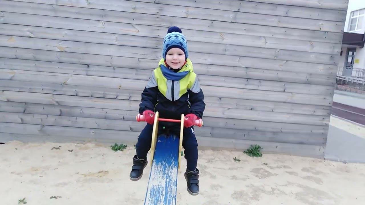 Георгий гуляет❤️Ему 3, 5