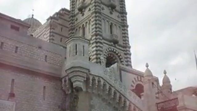 Le bourdon de la basilique Notre-Dame-de-la-Garde de Marseille