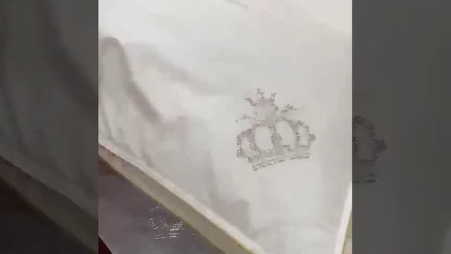 Одеяла и подушки
