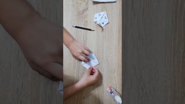 Лебедь из бумаги
