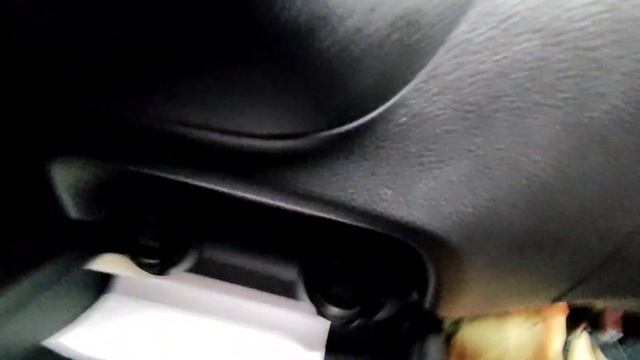 Review Suzuki Ertiga Hybrid Tipe GX Matic AT Warna Putih Terbaru 2022 - Tipe Menengah