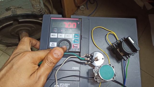 Mitsubishi VFD Terminal Mode Parameter Setting || Remote Mode || How to Program the Mitsubishi F800