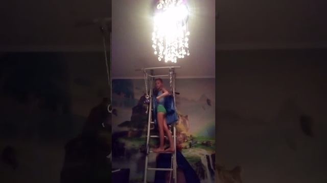 висеть или висеть