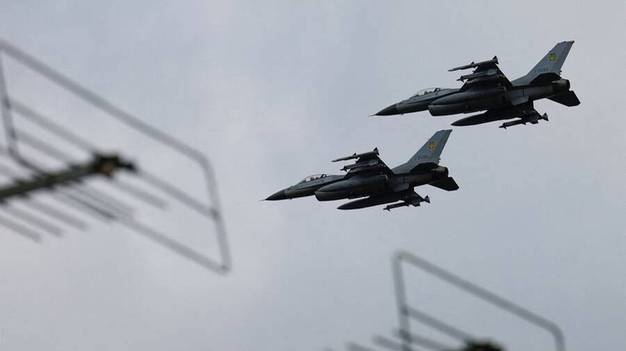 Российский офицер объяснил, почему F-16 уязвимы на Украине