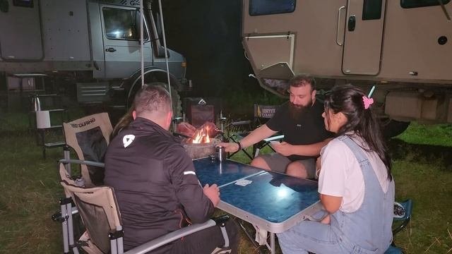 2 UNIMOG KARAVAN İLE YAYLADA KAMP YAPTIK