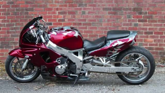 Honda CBR 900RR For Sale