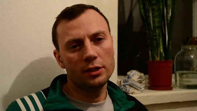 Nikon D5100 Test video 1080p low light:lamp60w