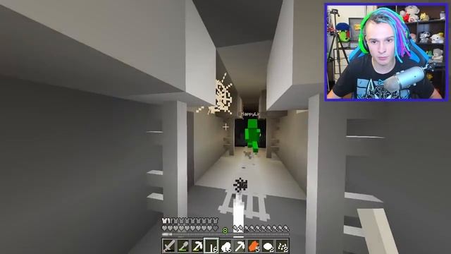 НАРИСОВАЛ СВОЮ ДЕВУШКУ ВНУТРИ МАЙНКРАФТА!! - РАСКРАСКА В MINECRAFT