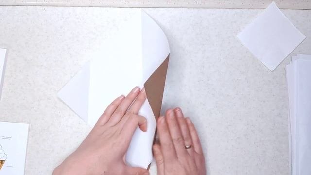 Origami life element.Haw made the origami ise cream.