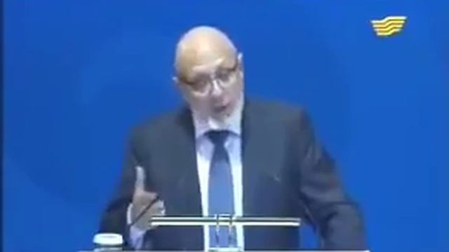 Вот наши русаки вот наш народ много нацыонаьный