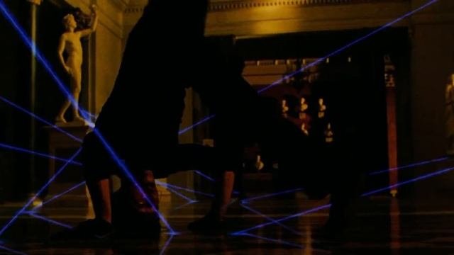 Oceans 12 Laser Dance Scene