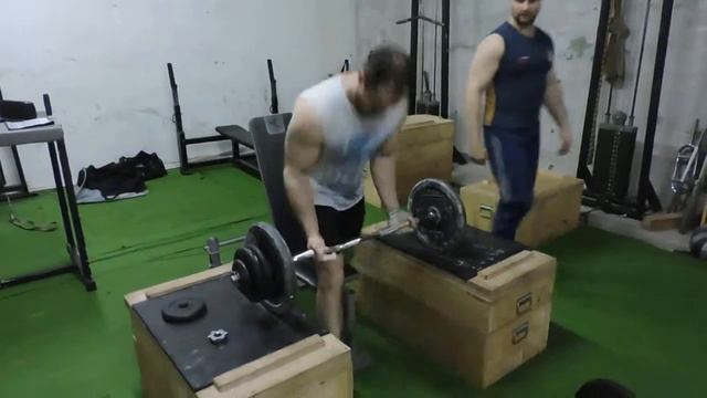 04.05.2015. Дмитрий Осипов, подъем на бицепс с плинтов, 68.5 кг.