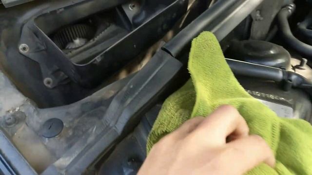 Для пробок обязательно! Второй угольный фильтр салона в Audi A4 B8 Allroad