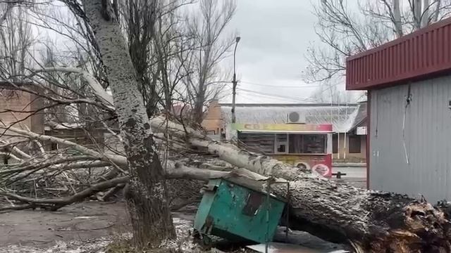 Около 190 тысяч абонентов в Донецке остались без электроэнергии