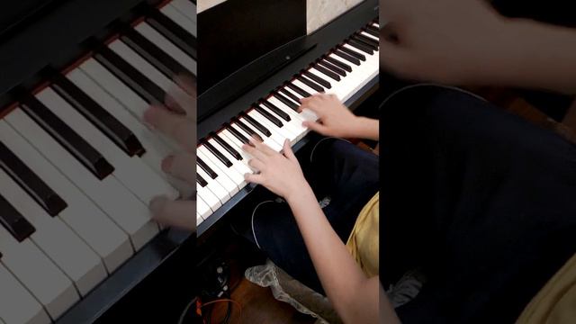 Շալախո - Шалахо - Հայաստան - Armenia song on the piano