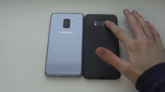 Samsung Galaxy A8 - Unboxing!