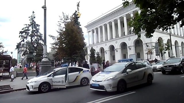 ПЬЯНЫЕ БОЙЦЫ "АТО" НА УЛИЦАХ КИЕВА