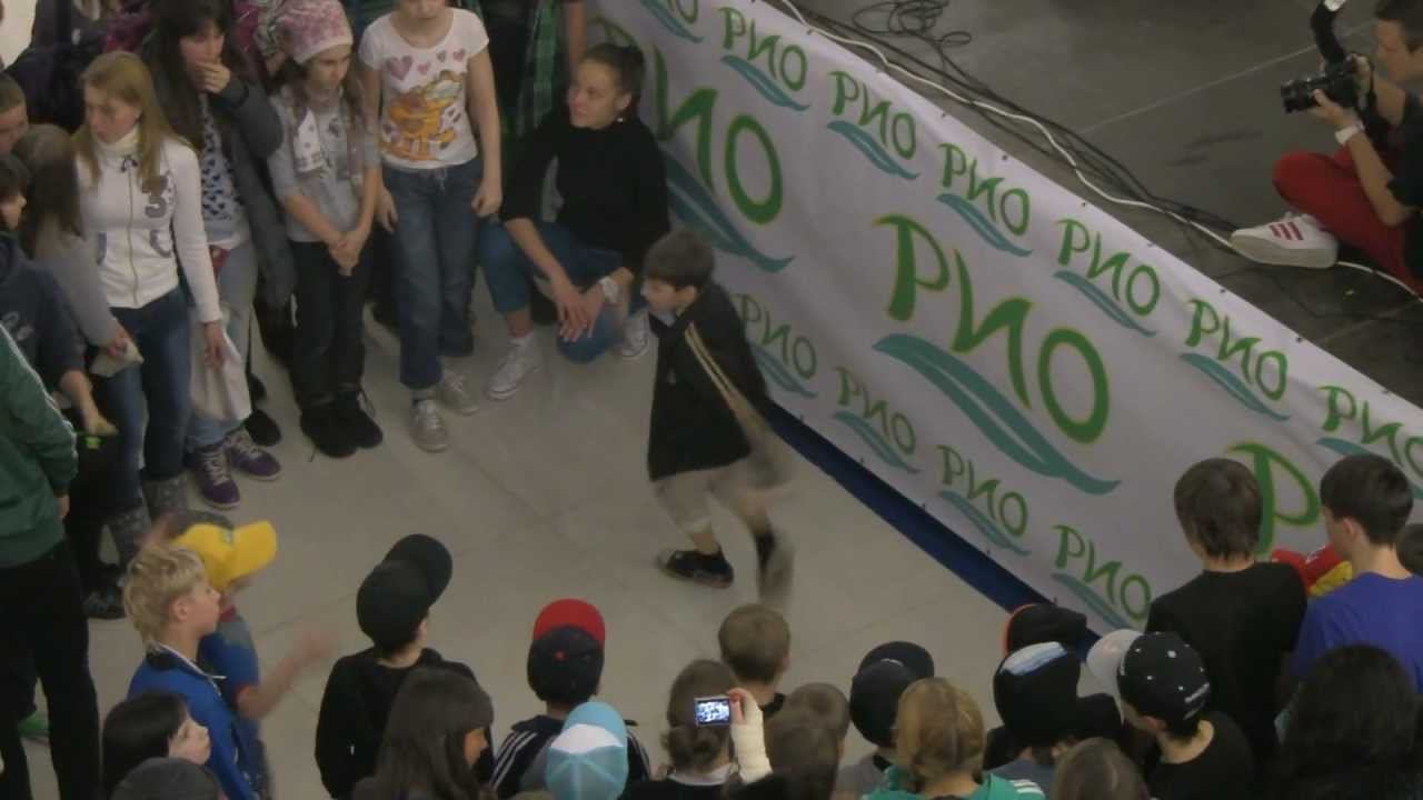 Good Foot в ТРЦ РИО - Magic dance (17:30 28.12.2012)