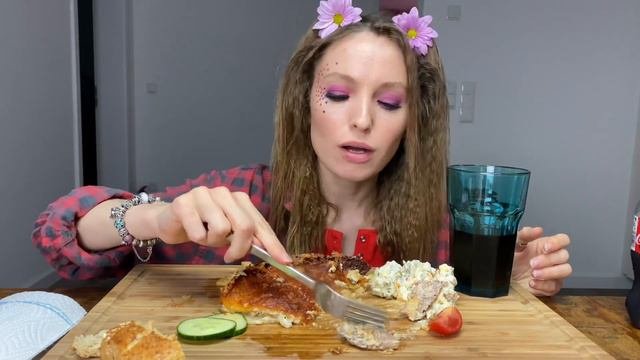 МУКБАНГ МЯСО ПО-ФРАНЦУЗСКИ | вакцинация и депрессия от переезда