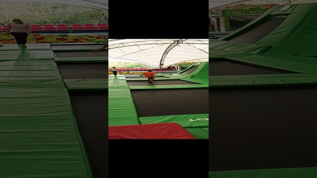 Батуты/ батутный центр/ как прыгать на батутах