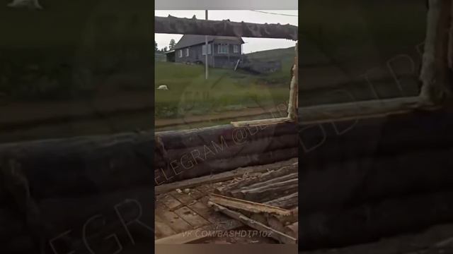 Торнадо снес строящийся дом в Башкирии