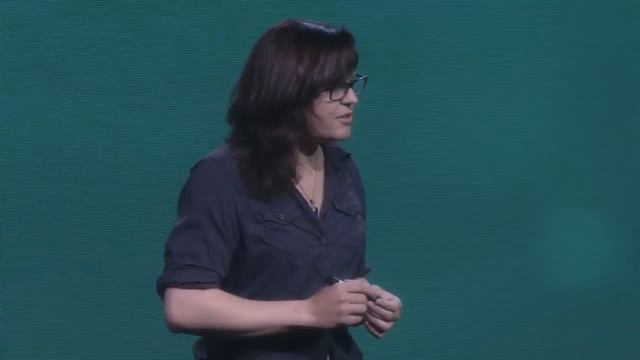 Running stateful applications in Kubernetes: Is it worth the risk? - Kris Nova (Heptio)