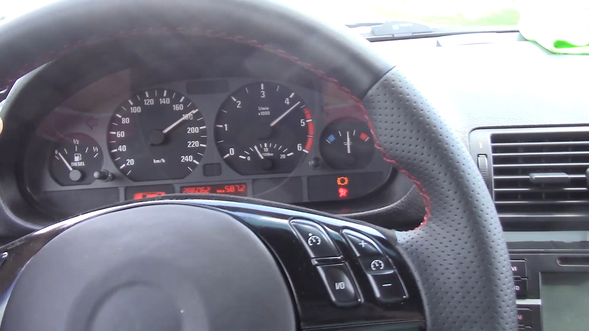 BMW E46 330D с турбиной от X5 E53 Gt2260v